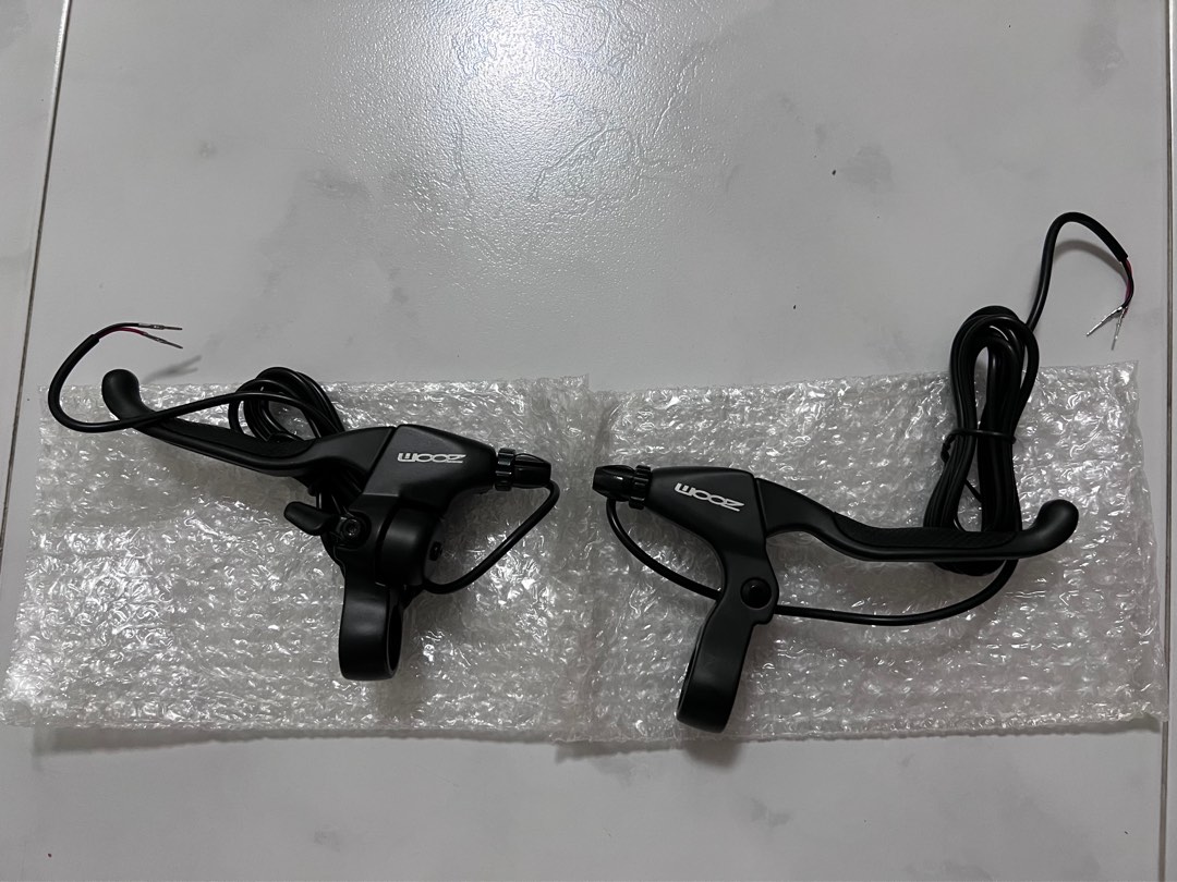 Zoom brake lever set with bell and brake sensor, Sports Equipment, PMDs, EScooters & EBikes, E