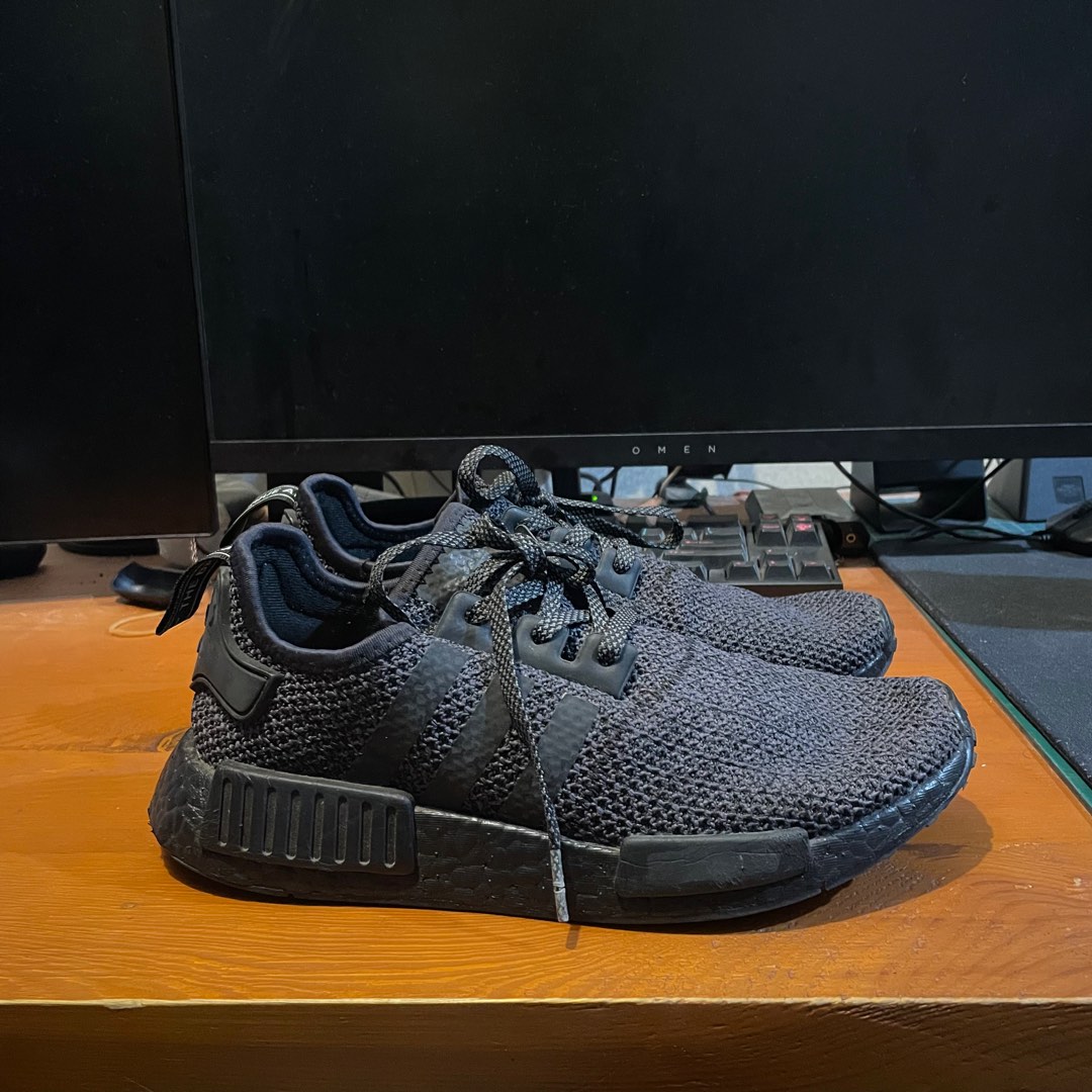 Adidas NMD R1 champs exclusive black, Fesyen Pria, Sepatu , Sneakers di  Carousell