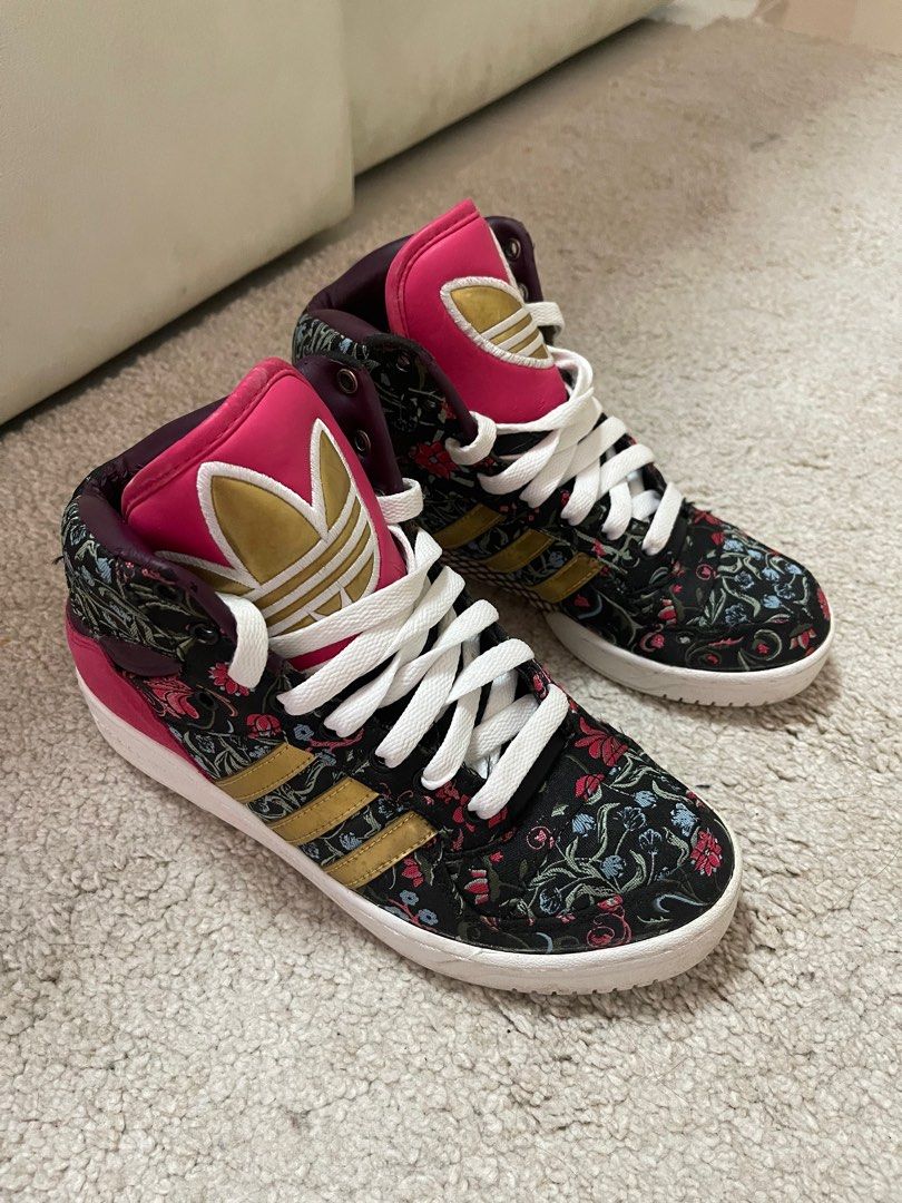 Adidas Shoes Pink, Women's Fashion, Footwear, Sneakers on Carousell