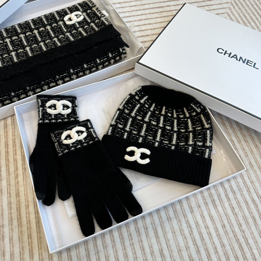 Authentic chanel scarf hat gloves real cashmere