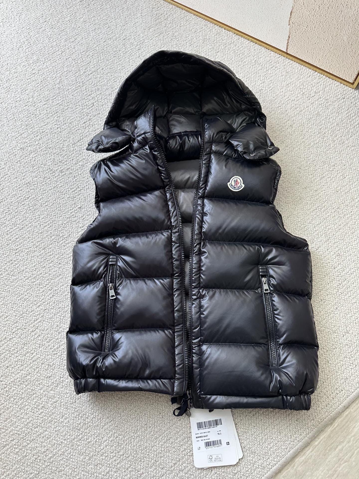 Authentic Moncler vest Luxury Apparel on Carousell