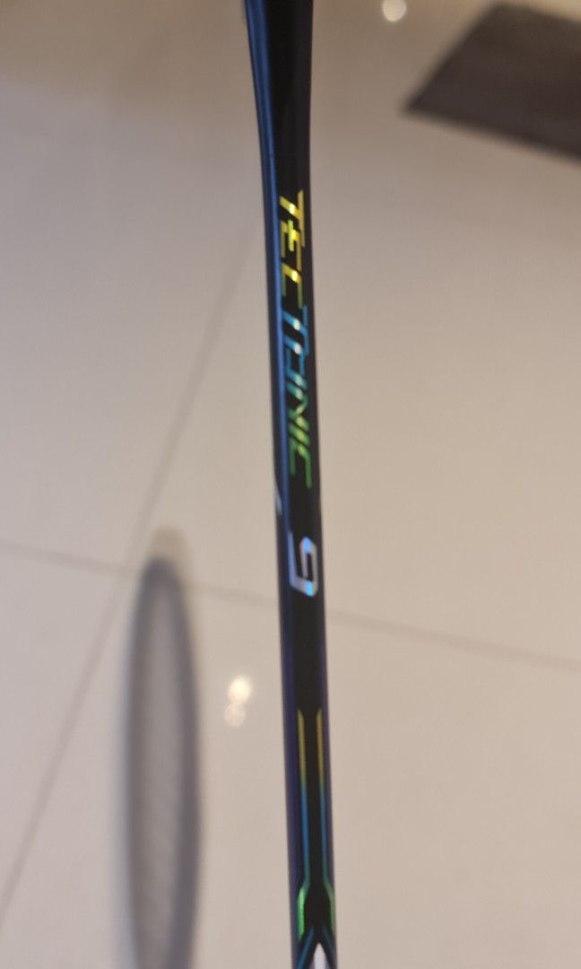 BADMINTON: LINING TECTONIC 9 Racket (5U) - NO TRADE, Sports Equipment ...