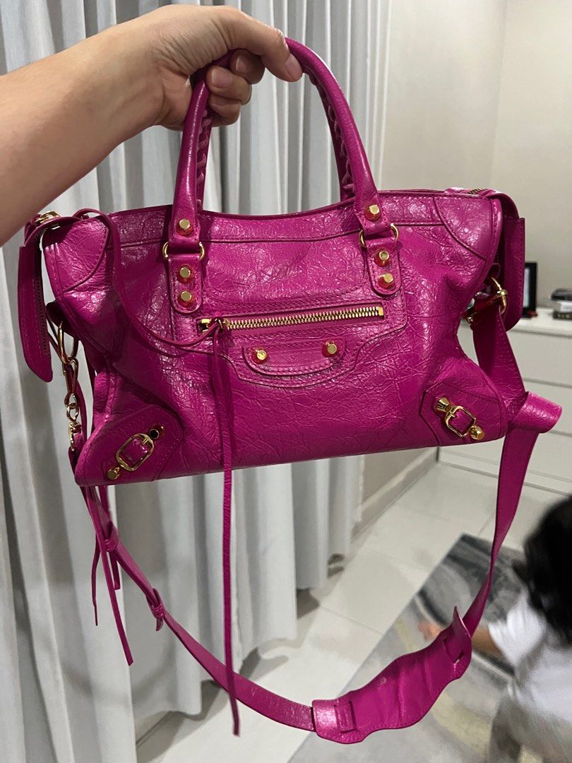 City small balenciaga store