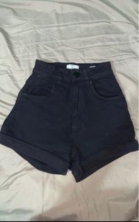 (Category: ) located in . Submitted by grapeeejuiceee (Listing ID 1213872516, Image 1). Description: .