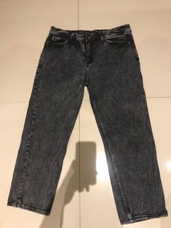 Black washed jeans