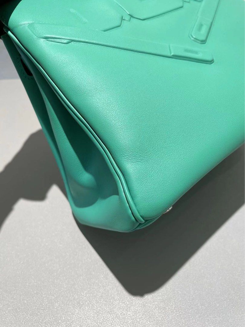 HERMÈS Limited Edition Shadow Birkin 25 handbag in Menthe Swift