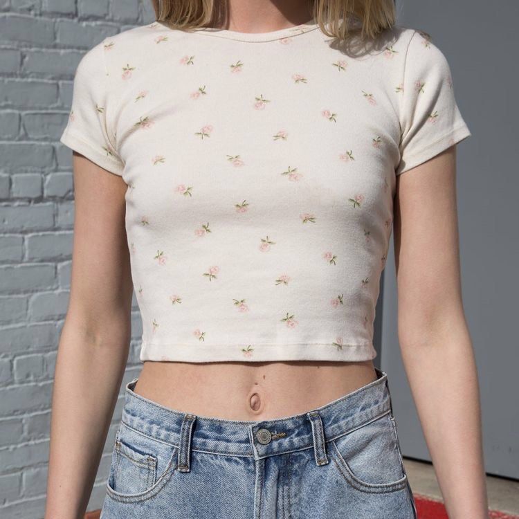 Brandy Melville Ashlyn Top, Women's Fashion, Tops, Shirts on Carousell