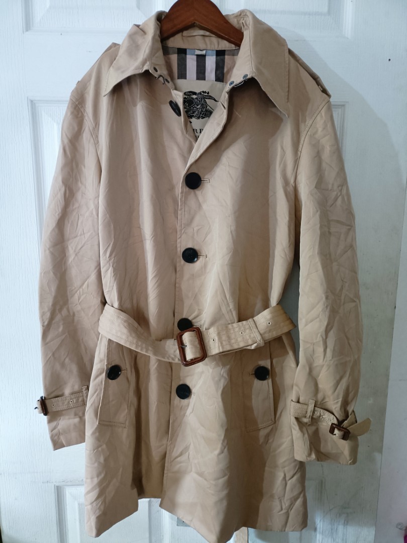 Burberry Coat, Women's Fashion, Coats, Jackets and Outerwear on Carousell