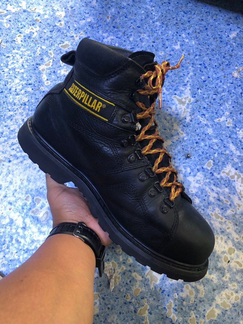 Caterpillar hot sale silverton black