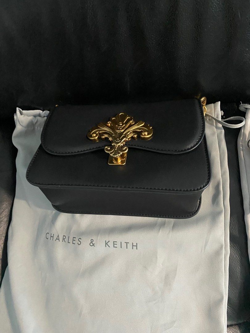 Charles & Keith Meriah Chain Strap Crossbody Bag in Black