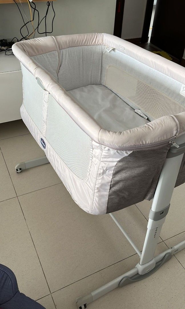 Chicco Next2Me Baby Cot, Babies & Kids, Baby Nursery & Kids Furniture
