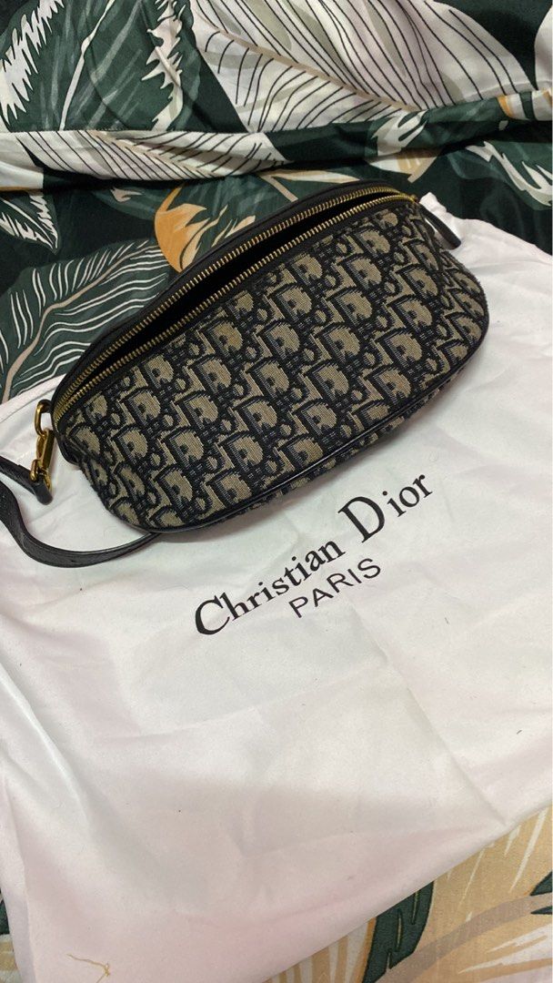 Christian dior pouch discount bag