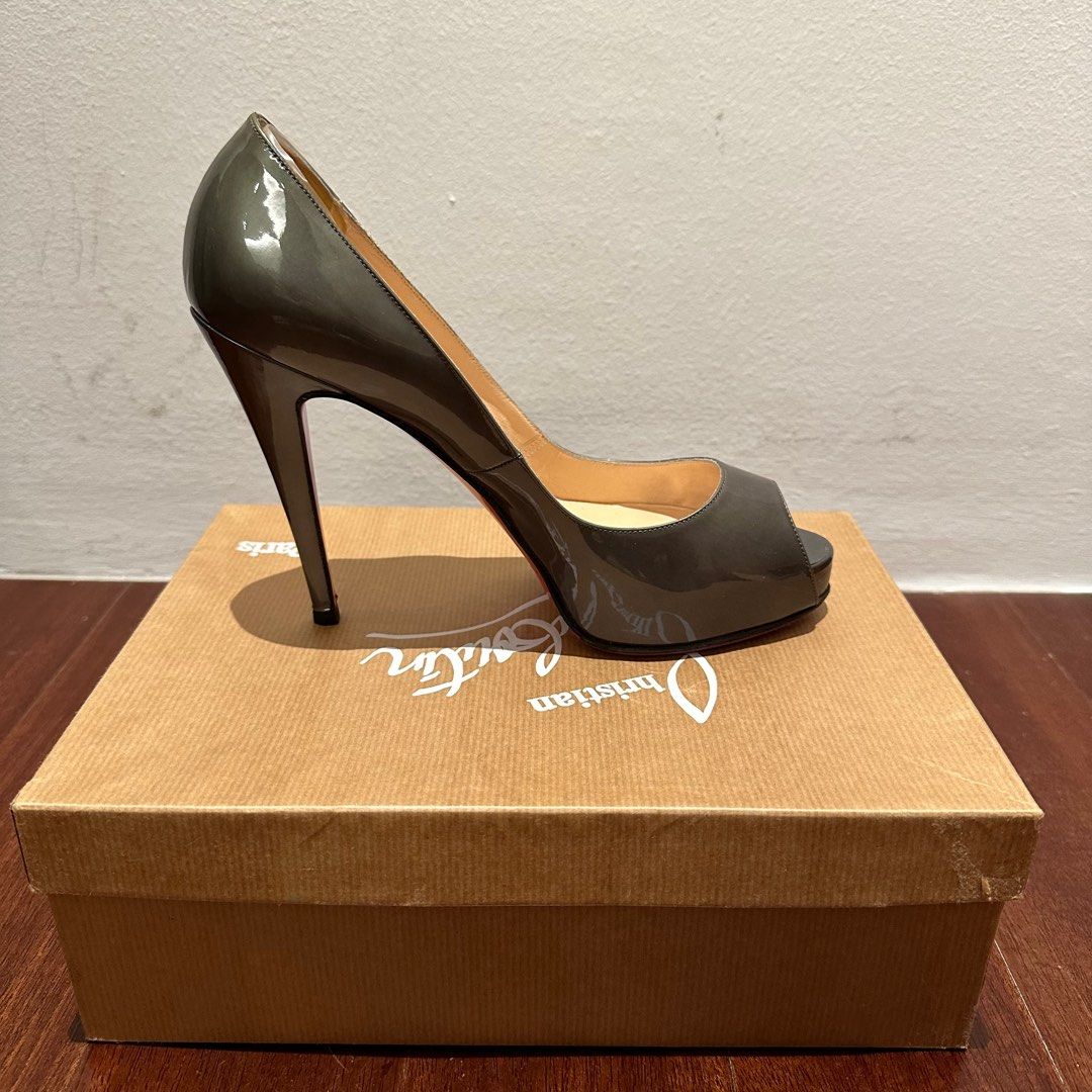 Christian Louboutin New Very Prive 120 Patent