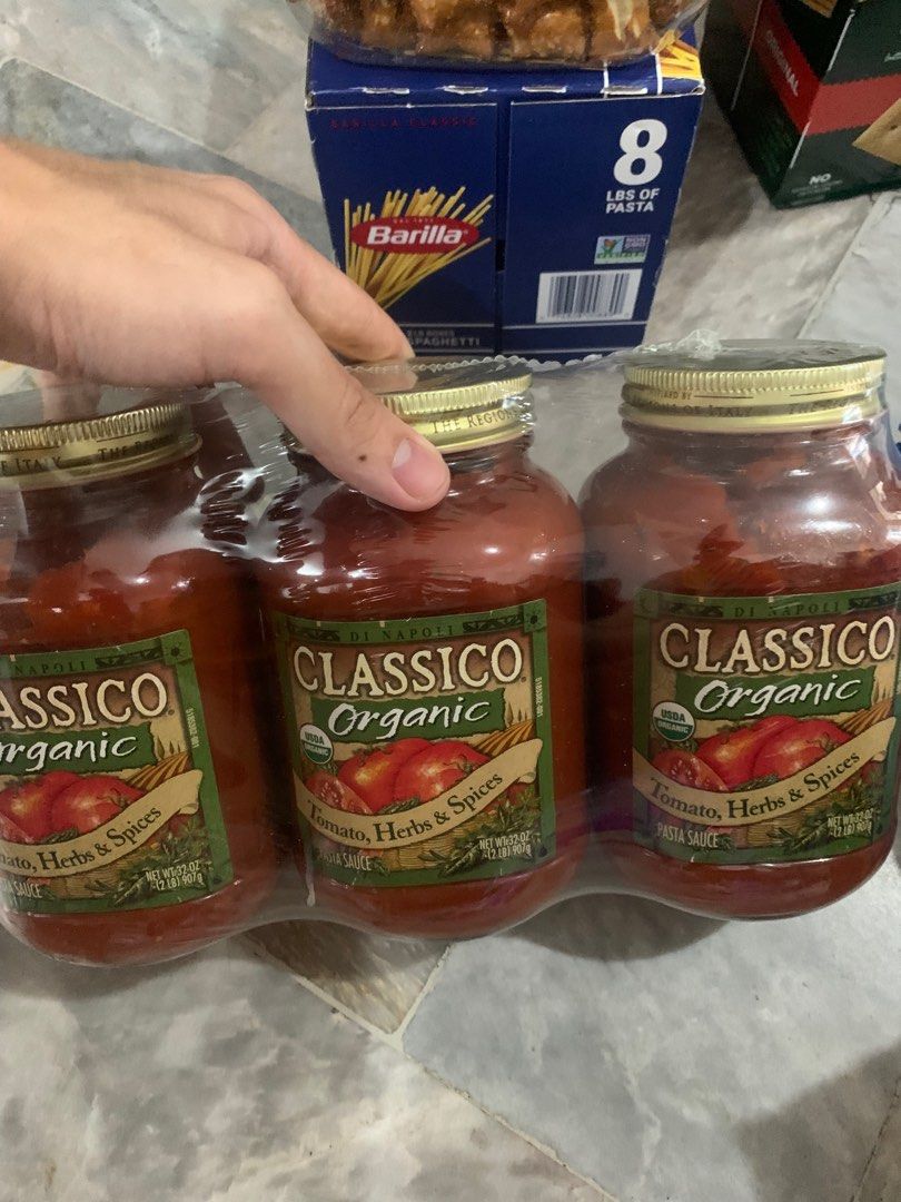 Classico Organic Tomato, Herbs, and Spices (Category: Spice & Seasoning) located in Quezon City. Submitted by adarpgaming (Listing ID 1213810991, Image 1). Description: Lazada price-₱320 From USA! Balikbayan box.