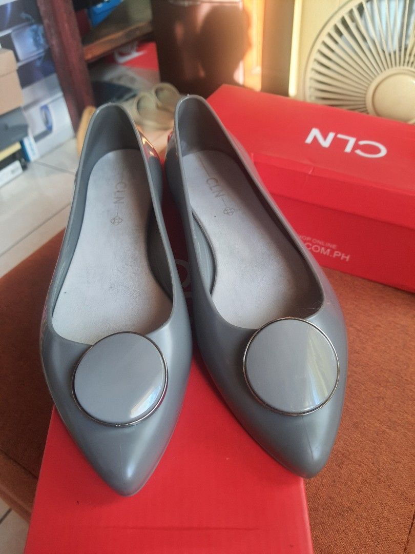 cln jelly shoes