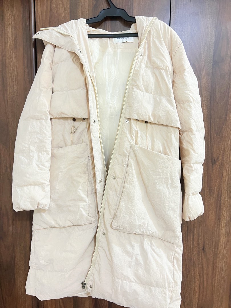 Cream Puffer Coat, Women's Fashion, Coats, Jackets and Outerwear on Carousell