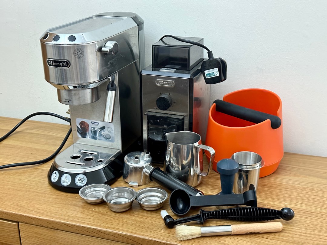DELONGHI Dedica Coffee Machine with bean grinder and lots of