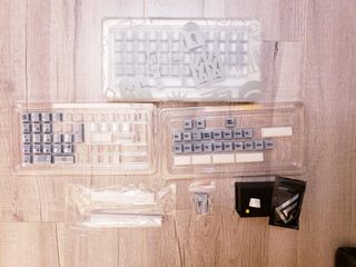 （分類：）位於 。 由 tinytimmy 提交（商品編號 1213942152，圖片 1）。簡介： 。