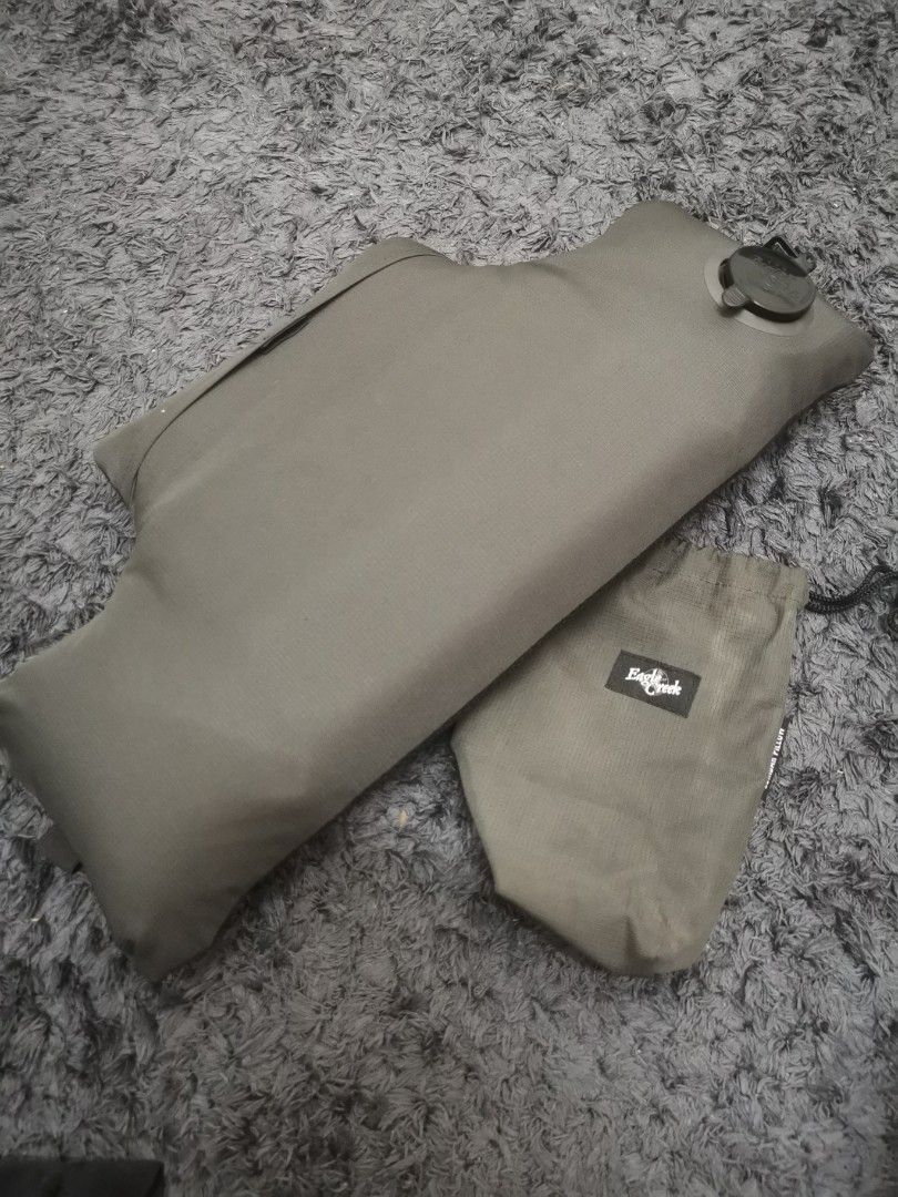 Eagle Creek Comfort Lumbar Pillow Sports Equipment Hiking