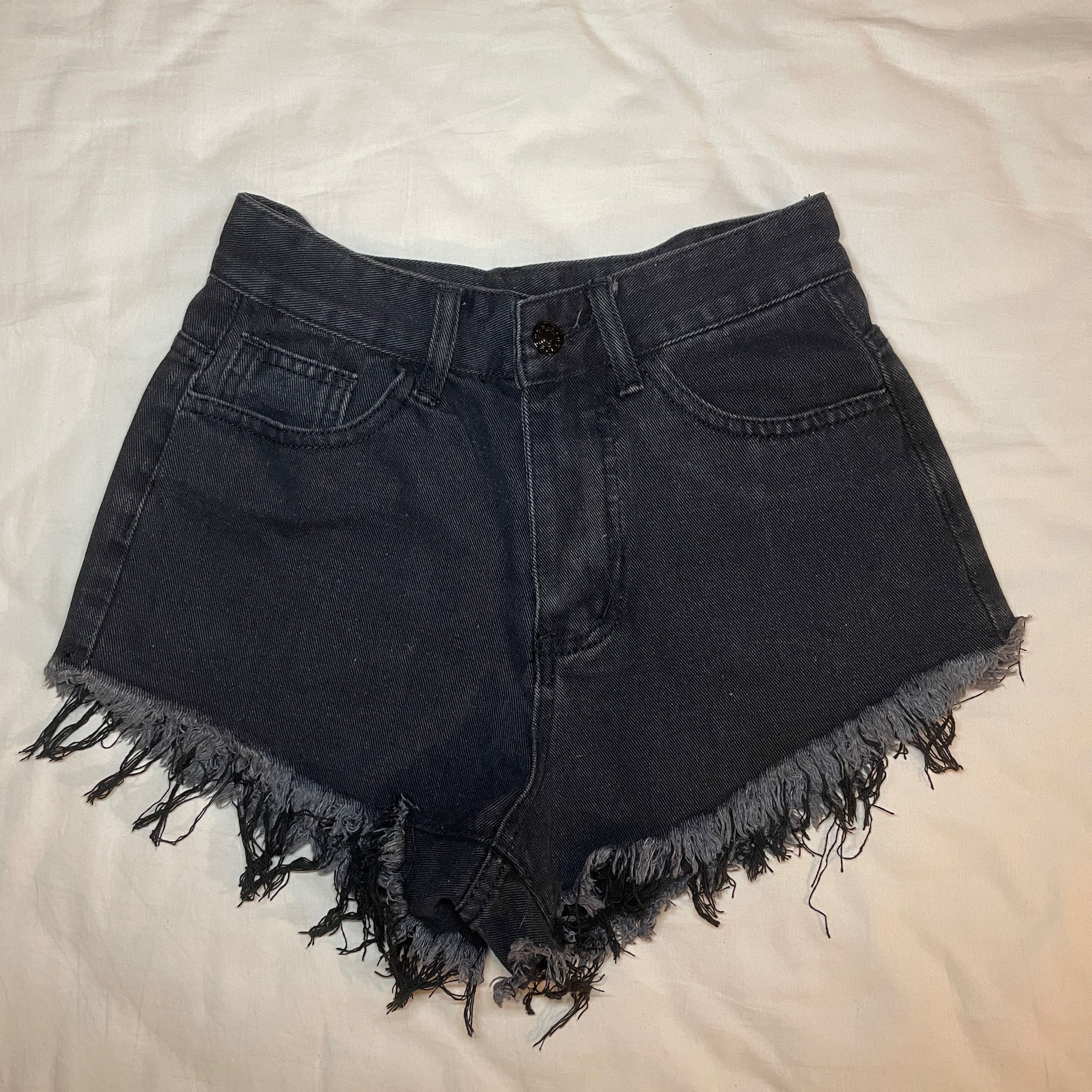 Embellish discount jean shorts
