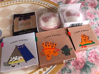 （分類：）位於 。 由 eyeshadow_lover 提交（商品編號 1213924150，圖片 1）。簡介： 。