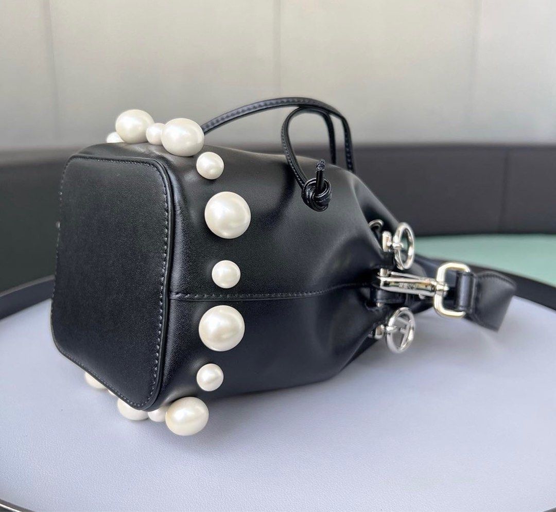 Fendi Womens Single Strap Mini Pearl Mon Tresor Bucket Handbag Black  Leather