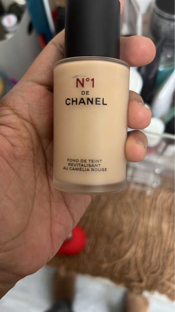 Foundation anti aging chanel no 1 code b20, Beauty & Personal Care, Face,  Makeup on Carousell