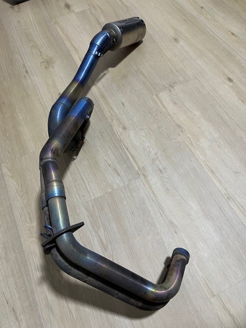 r25 exhaust