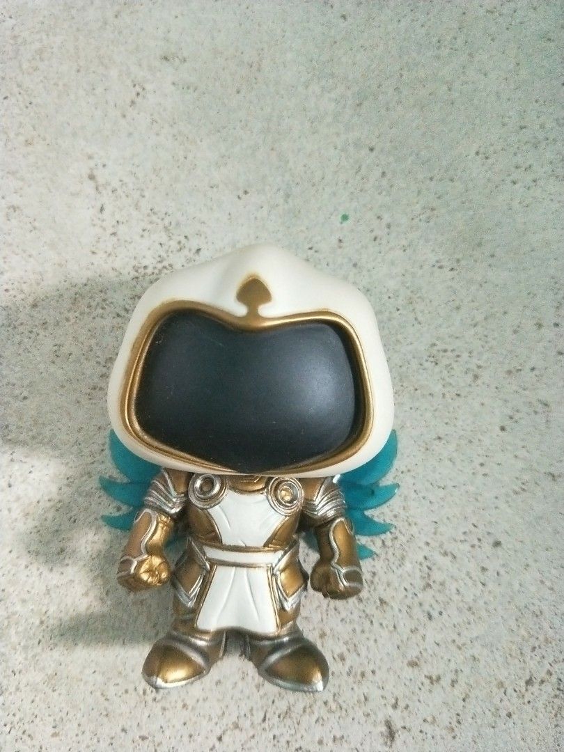 Funko Pop! Games Diablo 3 Tyrael Figure #17 de la Collection - FR