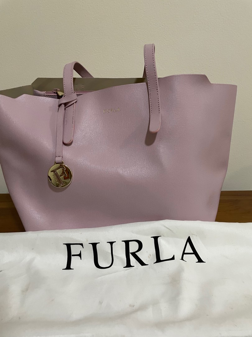Furla sally small saffiano leather tote bag, Fesyen Wanita, Tas & Dompet di  Carousell