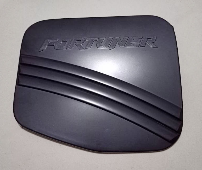 Gas Tank Cover for Toyota Fortuner 2012 to 2015, Car Parts