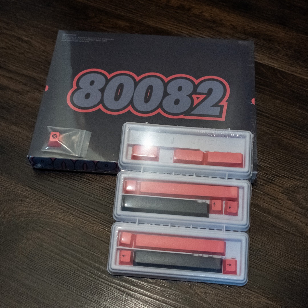 GMK 80082 Base + Aesthetic Kit (BNIB Sealed), Computers & Tech, Parts