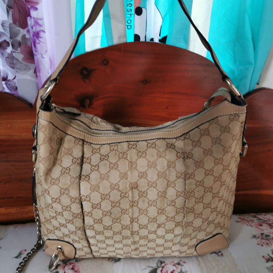 Vintage Gucci Shoulder Bag, Luxury, Bags & Wallets on Carousell