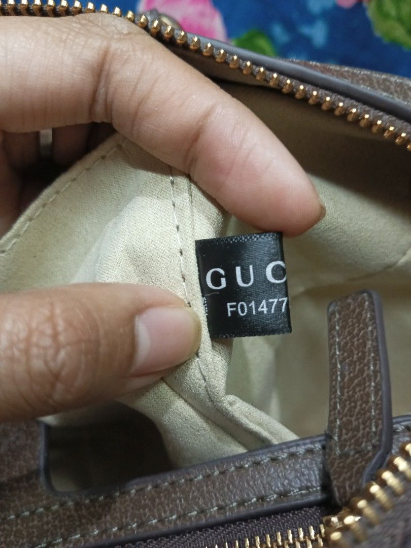 GUCCIグッチビッグロゴPVCコーティングキャンバス２WAYショルダー