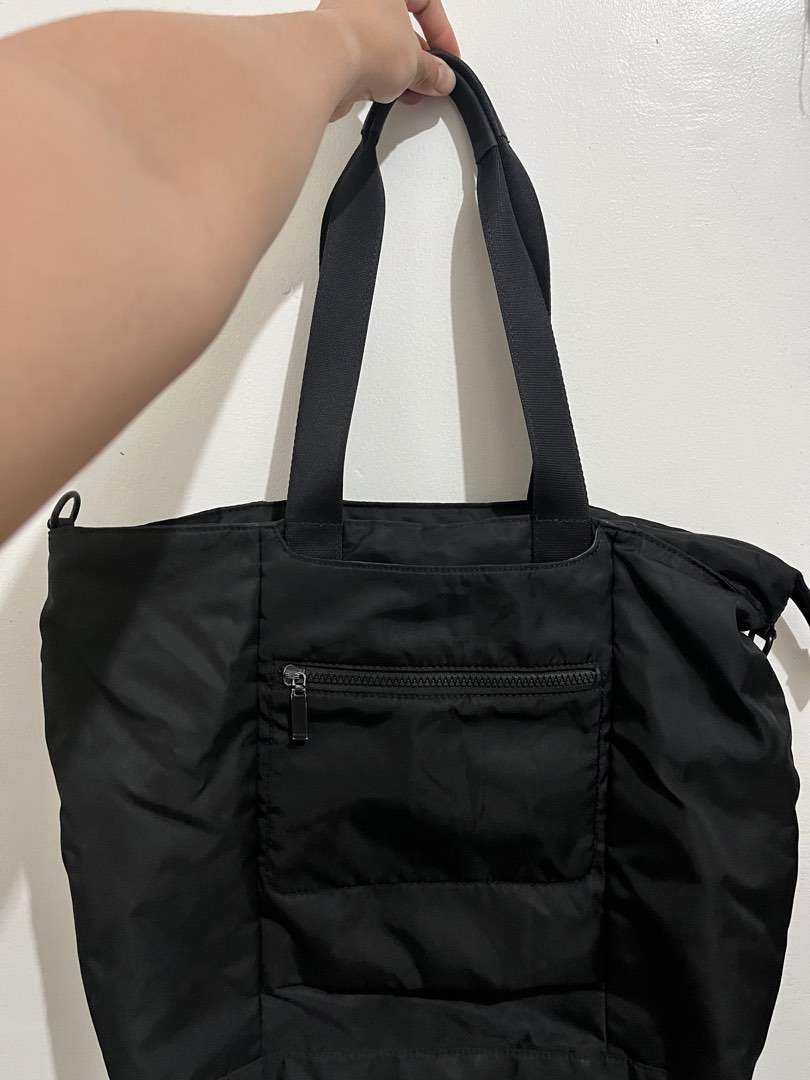 Hedgren swing tote store