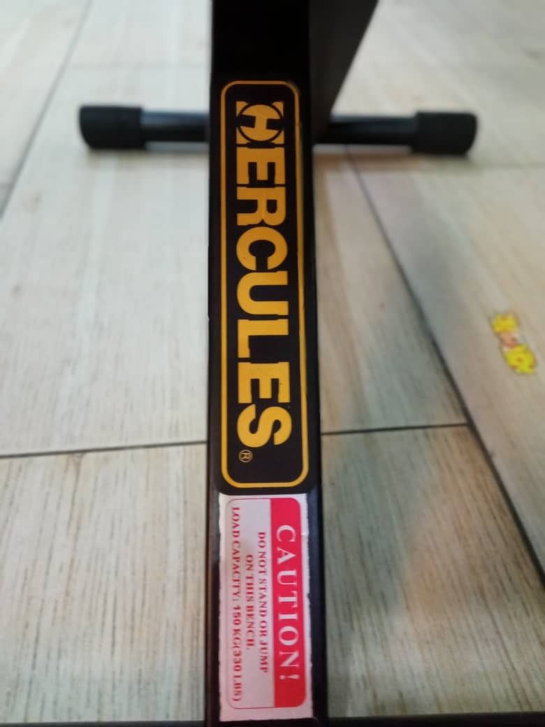 HERCULES Keyboard bench, Hobbies & Toys, Music & Media, Music