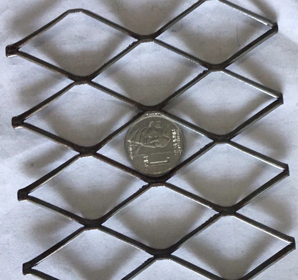 Hexagon Expanded Metal Sheet, 4 x 8 ft, BI, Commercial & Industrial