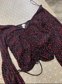 (Category: ) located in . Submitted by glrymry (Listing ID 1213874567, Image 1). Description: .