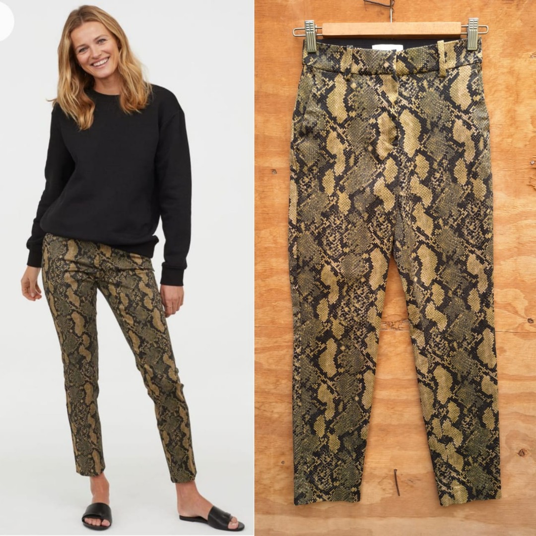 Zara Snake Print Pant, Women's Fashion, Bottoms, Jeans & Leggings on  Carousell