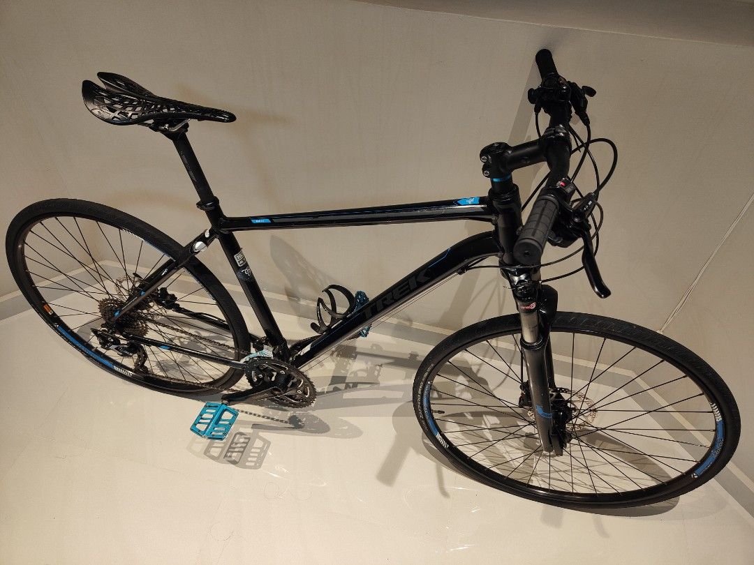 Hybrid Trek 8.6 DS Gary Fisher Collection Sports Equipment