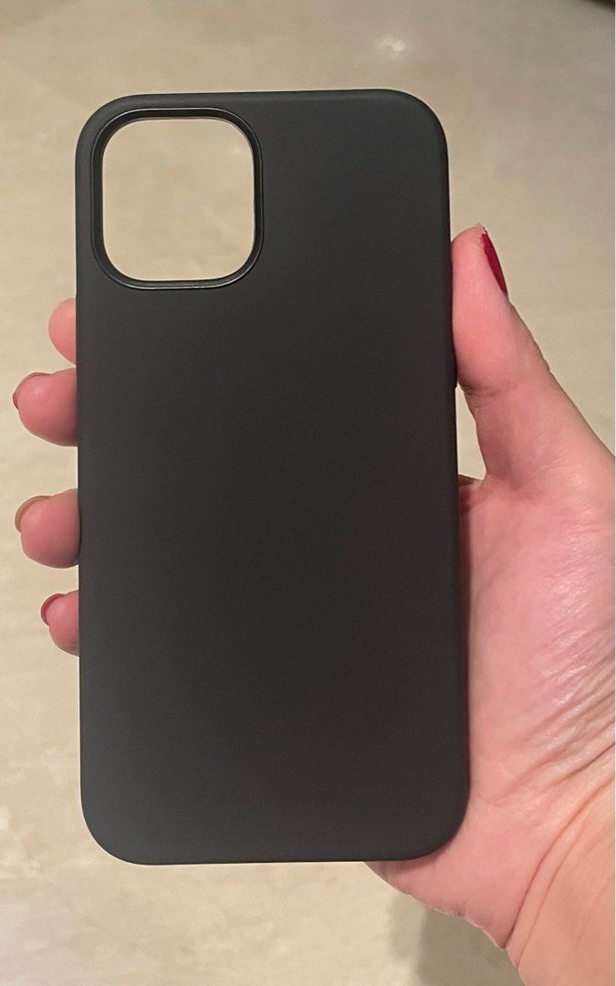 iPhone 12 wireless charging casing, Mobile Phones & Gadgets, Mobile