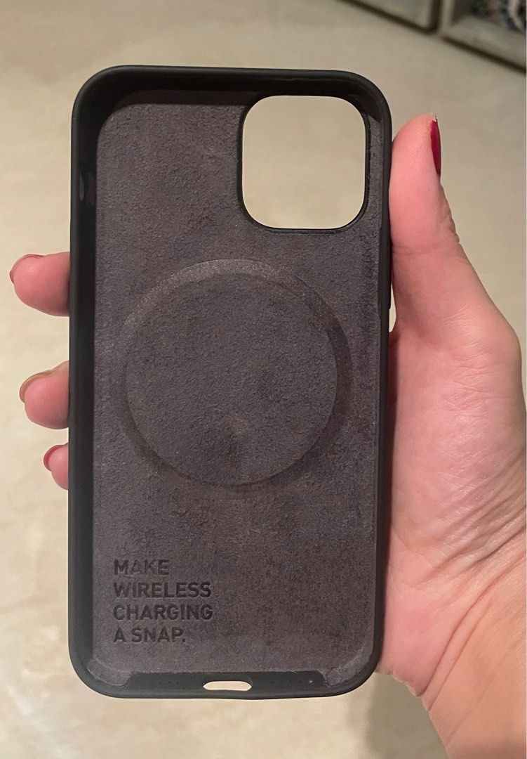 iPhone 12 wireless charging casing, Mobile Phones & Gadgets, Mobile