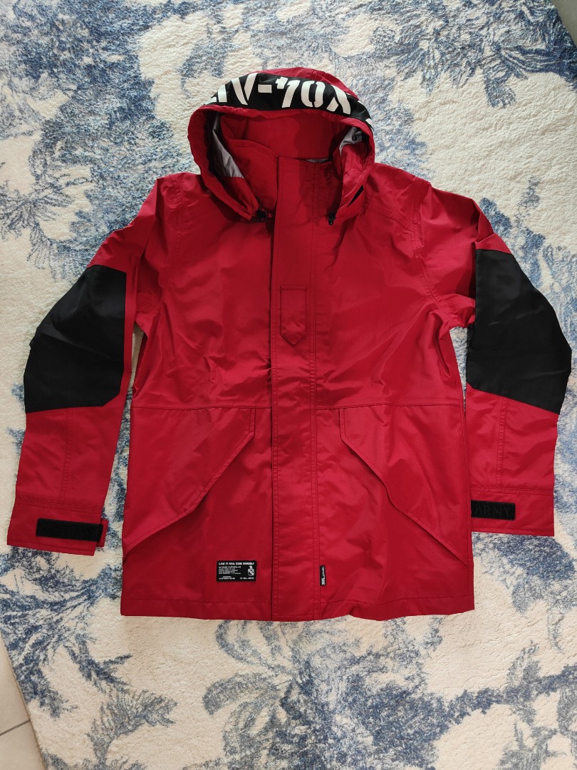 IZZUE Parka Jacket in Red, Men's Fashion, Coats, Jackets and Outerwear ...