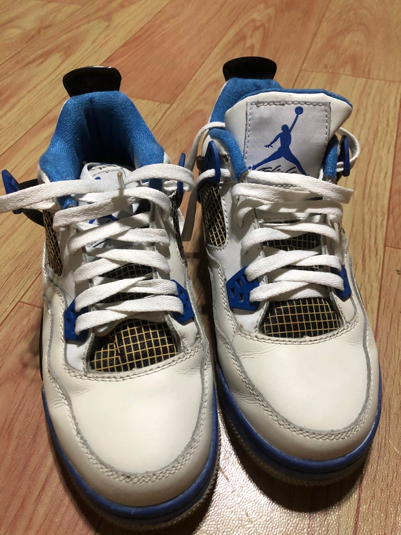 j4 retro off white