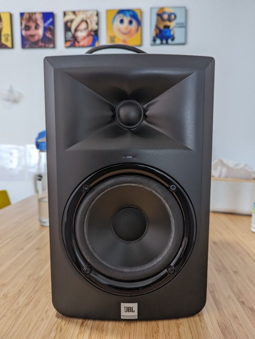 JBL LSR305 MKI Studio Monitor Speaker (Single), Audio, Soundbars, Speakers & Amplifiers on Carousell