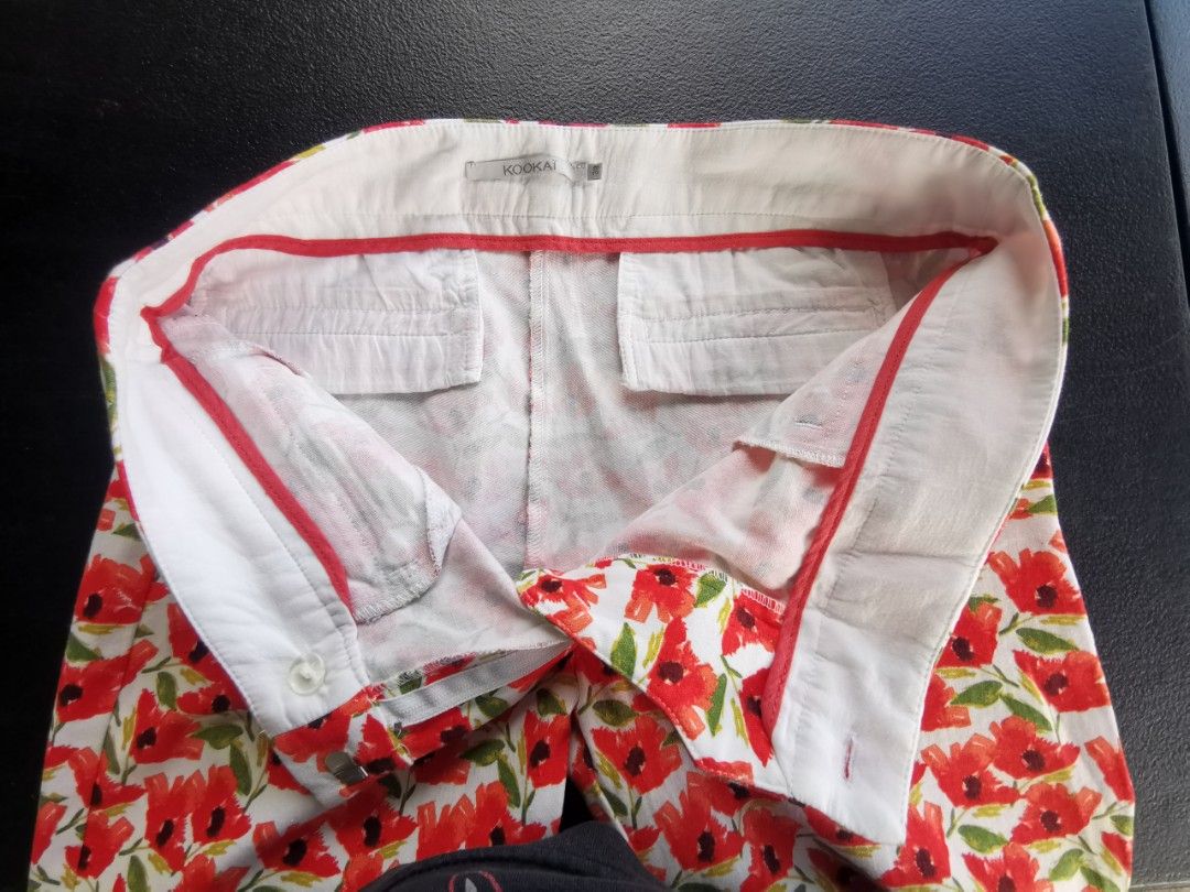 KOOKAI Pants aop flower, Women's Fashion, Bottoms, Other Bottoms on  Carousell