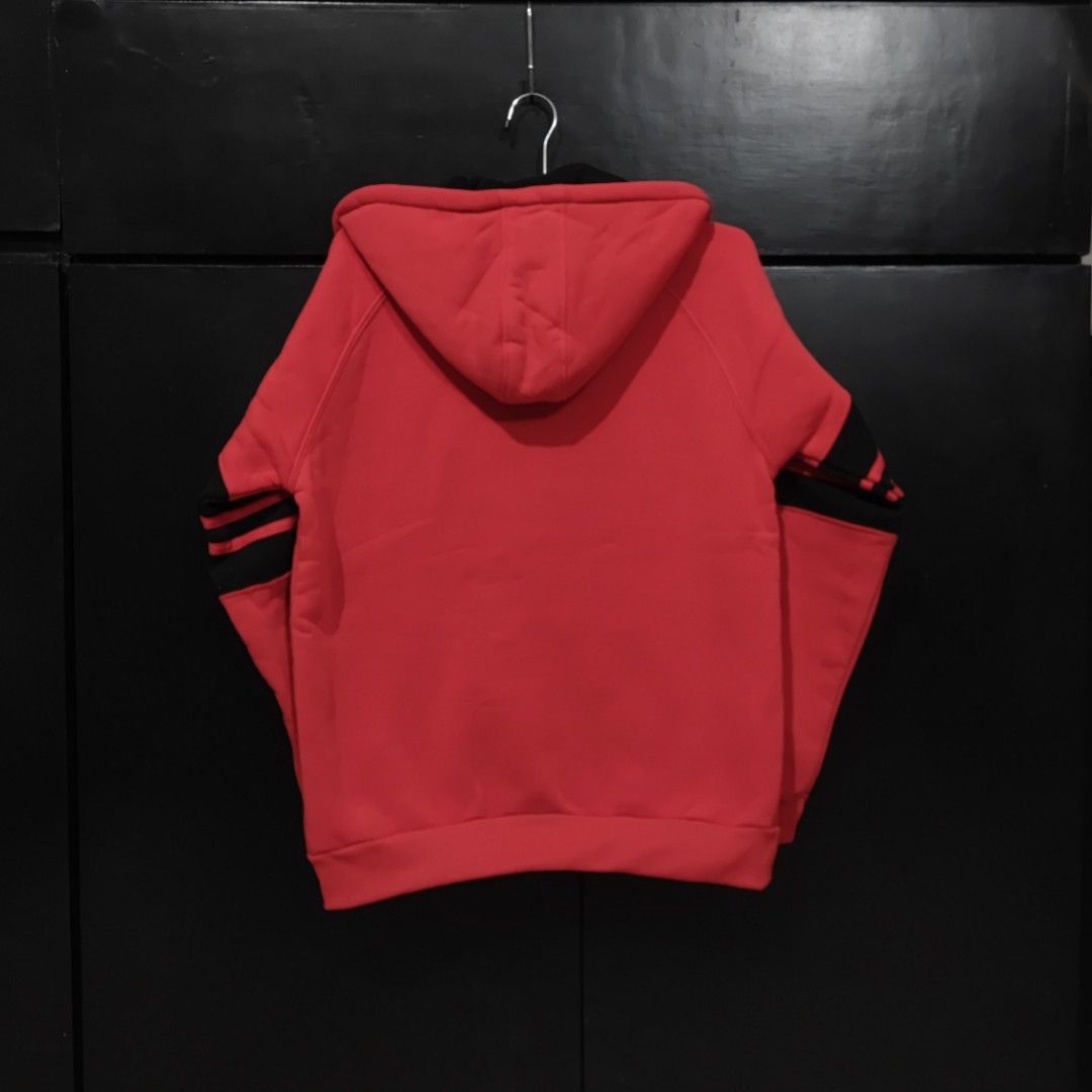 Lada Winter Jacket (Category: Coats, Jackets and Outerwear) located in San Fernando. Submitted by randomstuffphilippines (Listing ID 1213929913, Image 2). Description: Lada Winter Jacket fresh from U.S. 1 Large 1 XL.