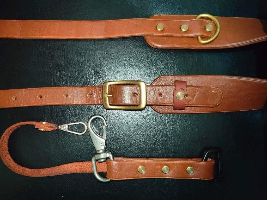 Leather camera strap (Category: Other Photography Accessories) located in Quezon City. Submitted by la.petite.sirene (Listing ID 1213879809, Image 2). Description: Leather Camera Strap Available colors: 🤎 Brown 🖤 Black 🧡 Tan ✅ Handmade ✅ Classic look ✅ 100% leather ✅ Solid brass buckle ✅ Solid brass screws ✅ Solid brass d ring ✅ Ykk d ring plastic ✅ Stainless steel snap hook P2,500 plus shipping fee *can give discount for 2 or more order. Last