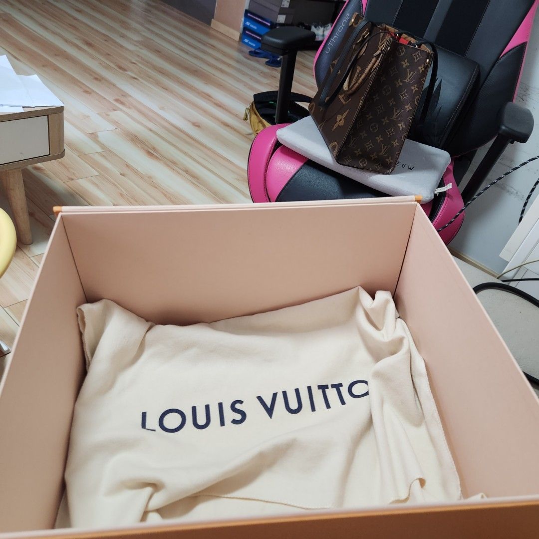 Unboxing my Birthday present, Louis Vuitton Neonoe