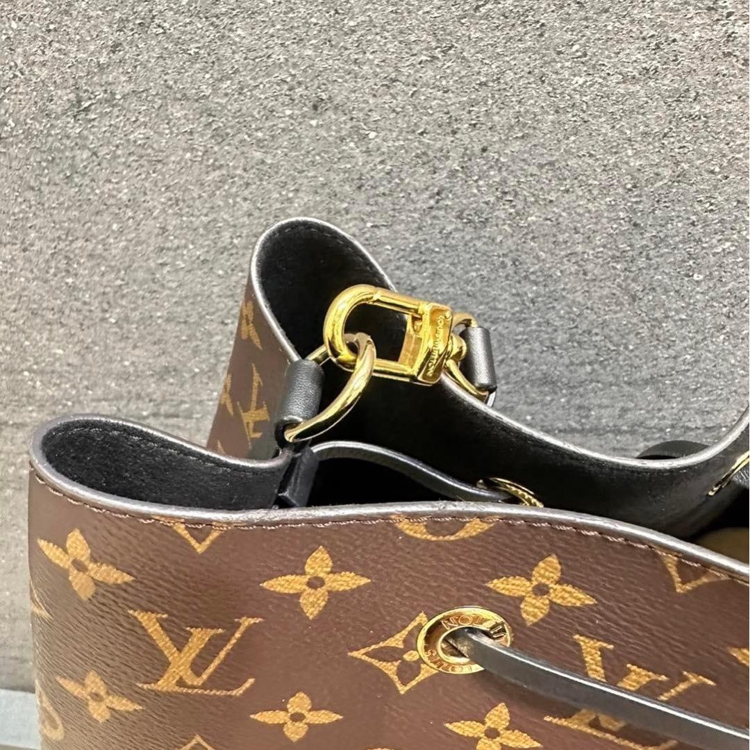 Louis Vuitton Neo Neverfull Monogram MM Beige Lining - US